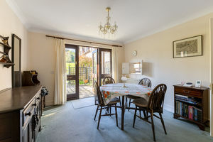 Dining Room- click for photo gallery